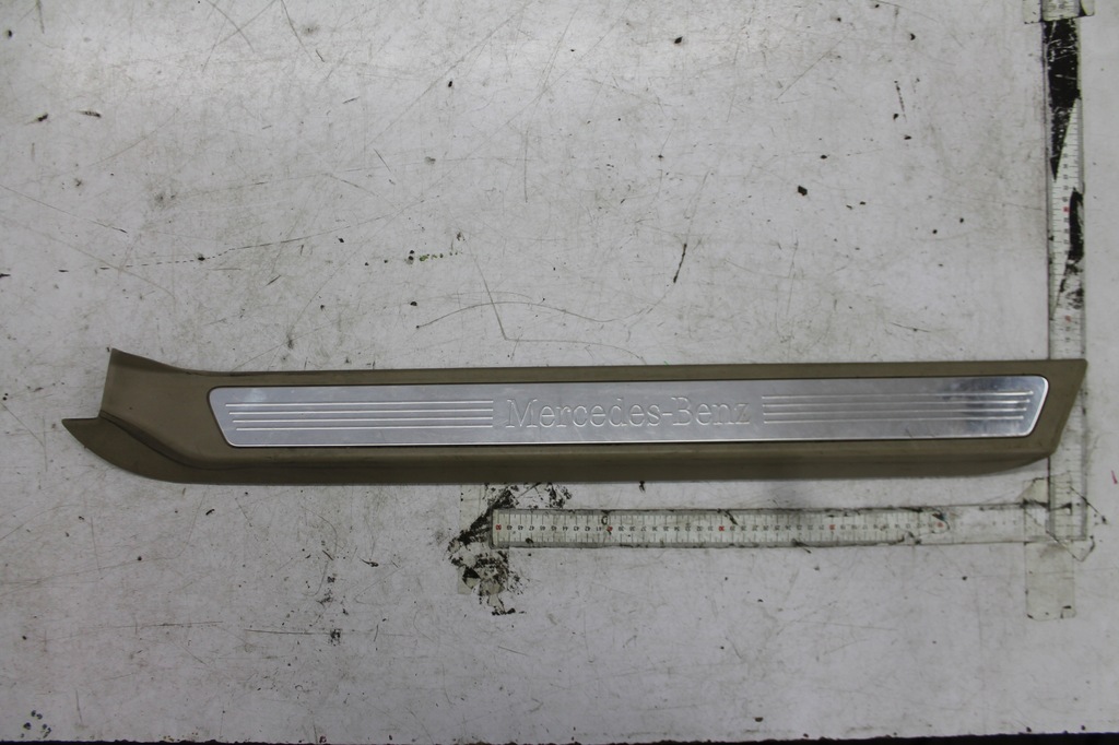 фото №1, Молдинг порог левая a2076800135 e-klasa w207 09-