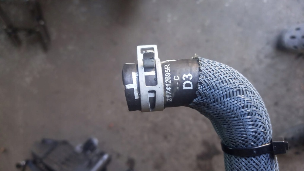 фото №3, Шланг wąż wody renault espace v 217412695r
