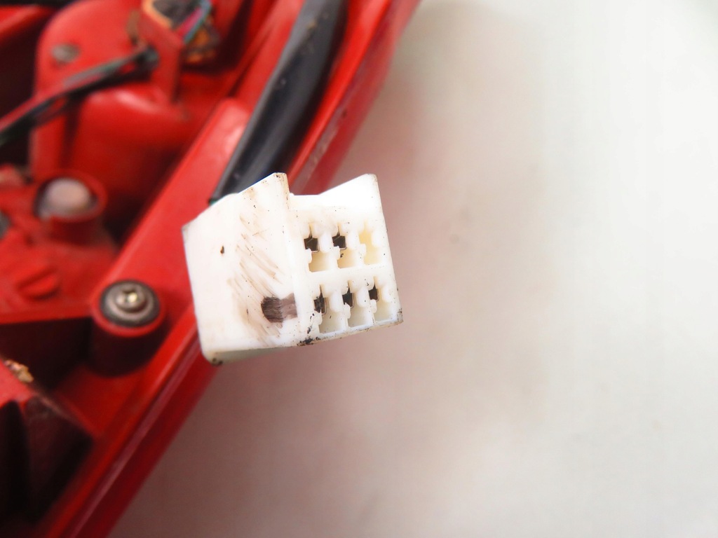 фото №6, Лампа левая задняя mazda 5 cr19