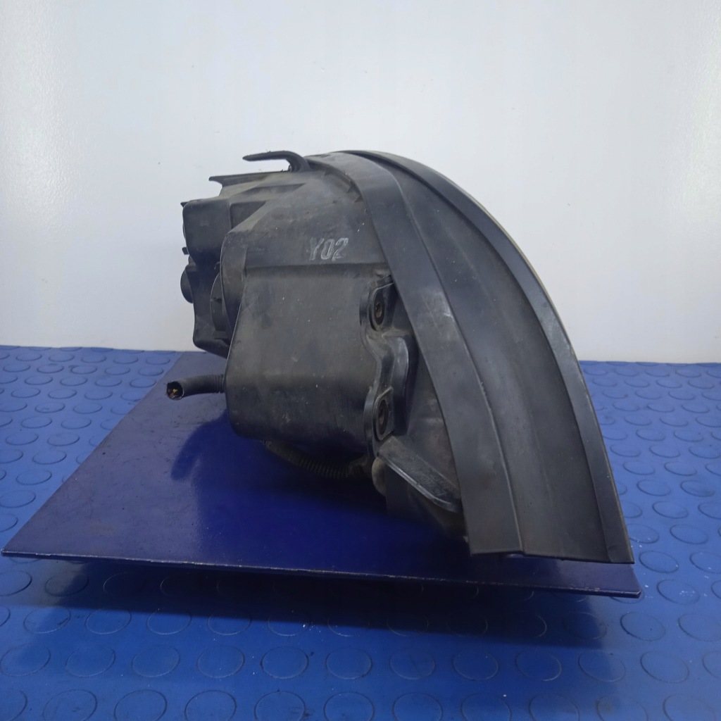 фото №2, Kia sorento фара левый перед