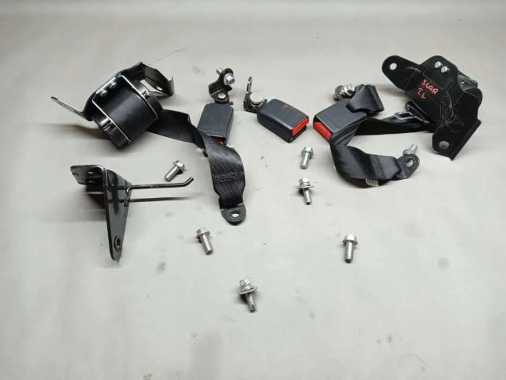 фото №1, Space star ii 5d ремені безпеки задня комплект