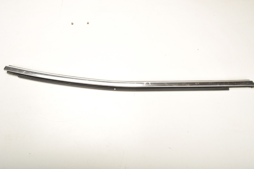 фото №1, Maserati ghibli iii m157 молдинг хром дверь правый задняя задние