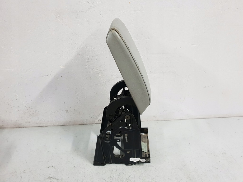 фото №8, Skoda octavia ii 06r подлокотник кожа