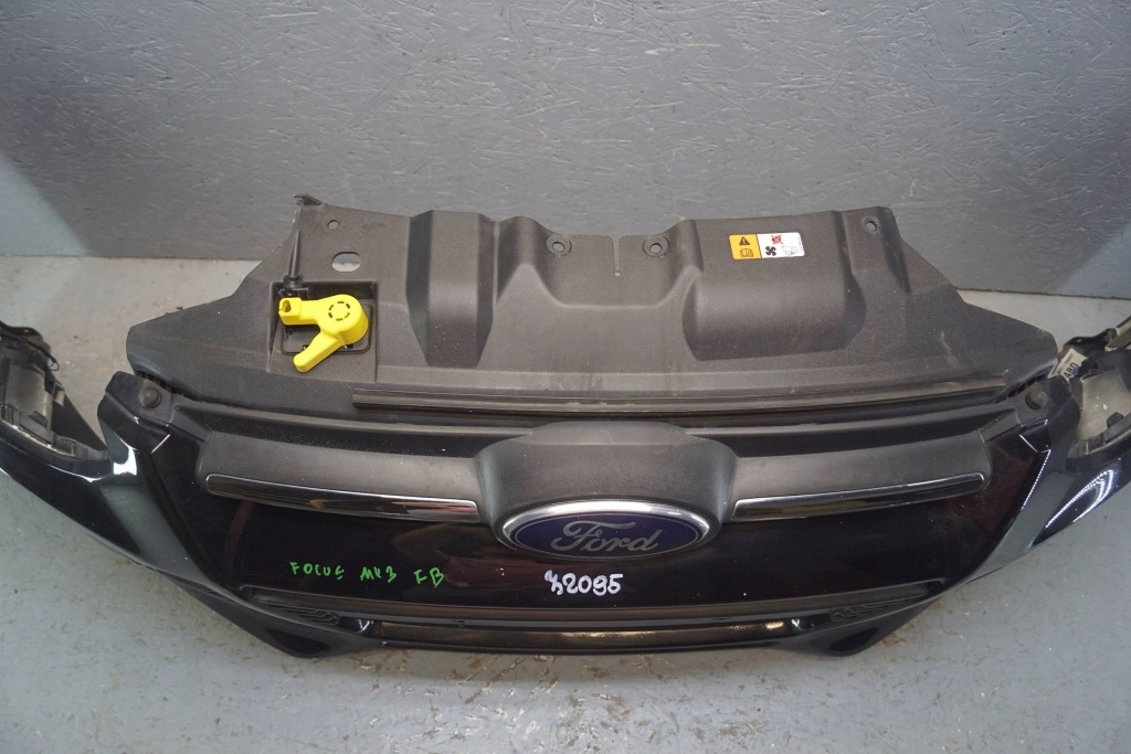 Ford focus mk3 бампер перед fb z2095 Киев