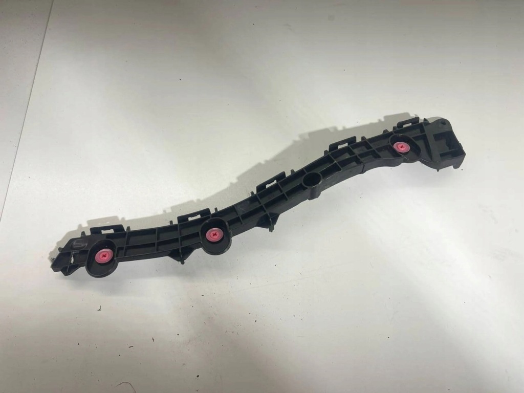 фото №1, Lexus rx 450h 2021 кронштейн / кронштейн бампера заднего