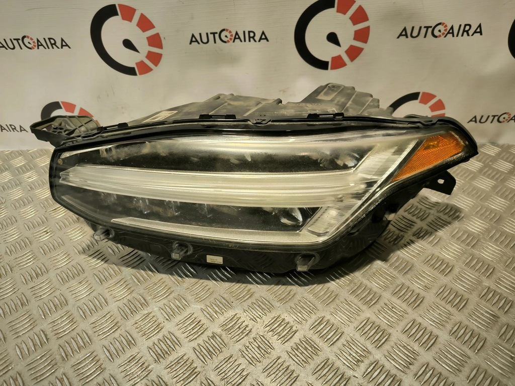 фото №1, Фара volvo xc90 31446534