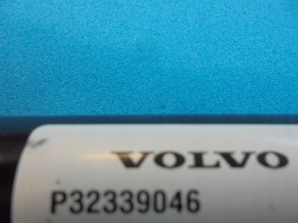 фото №4, Volvo xc40 ii 1,5 гібрид привідний вал ліва