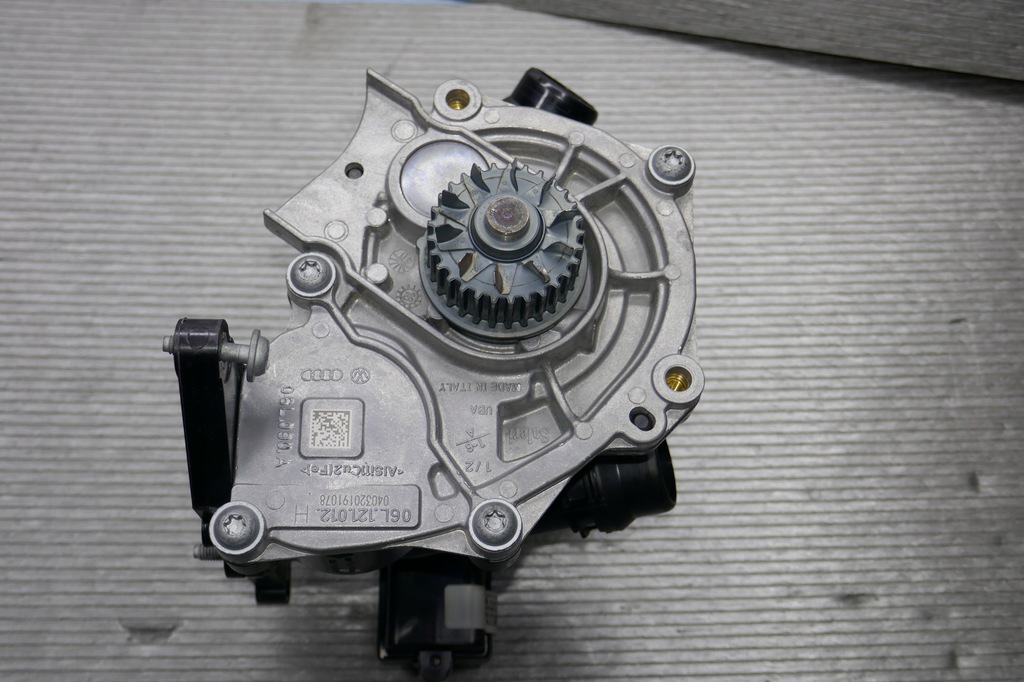 фото №12, Корпус термостата 06l121111l tfsi насос wody