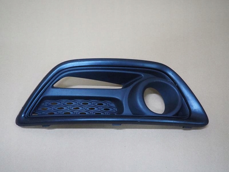 фото №1, Решётка бампера правый перед renault captur 620740754r