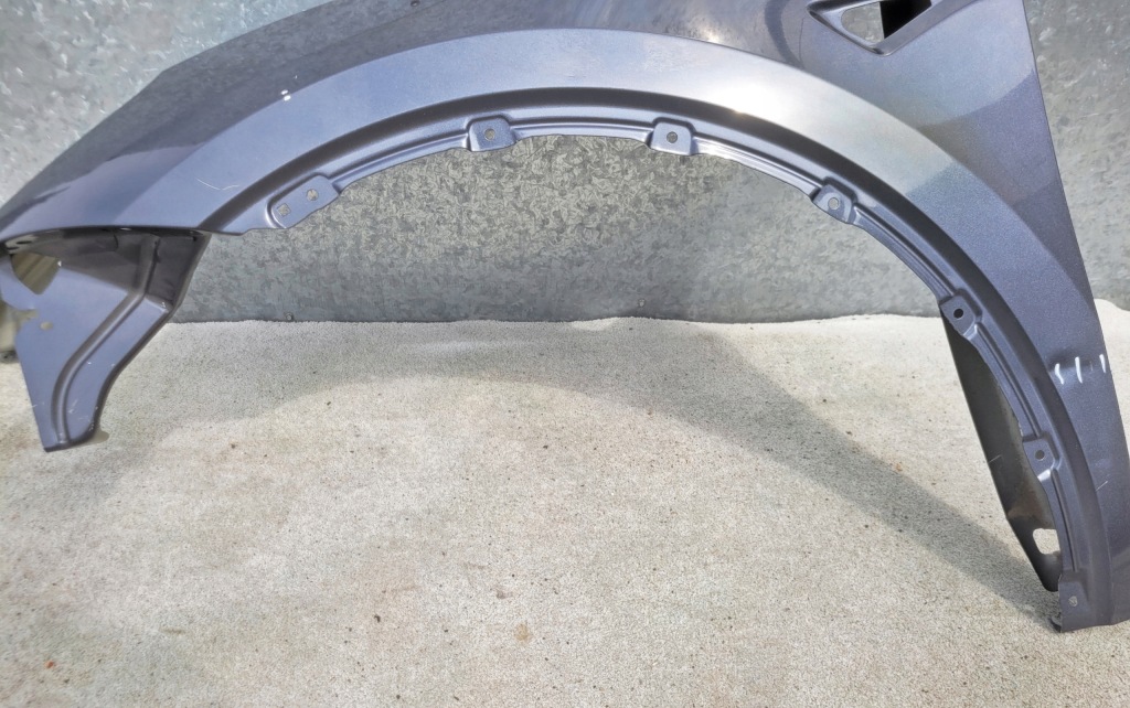 Крыло  передний левое  перед tesla model y 2020- Недорого