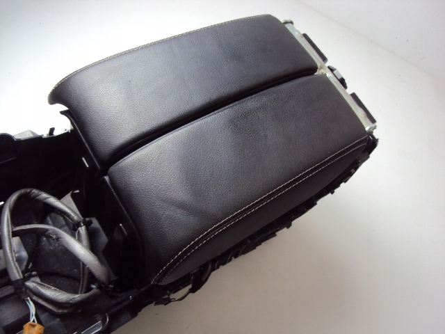 фото №4, Підлокітник range rover velar