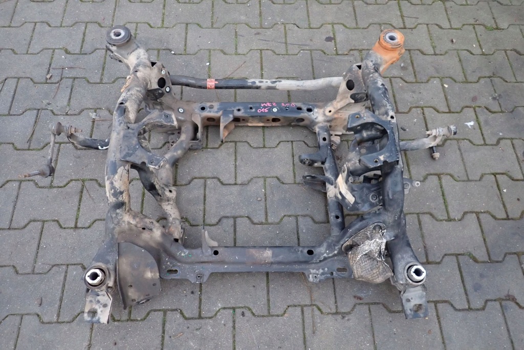 фото №1, Подрамник подрамник перед jeep grand cherokee wk2 2015 3.0 crd