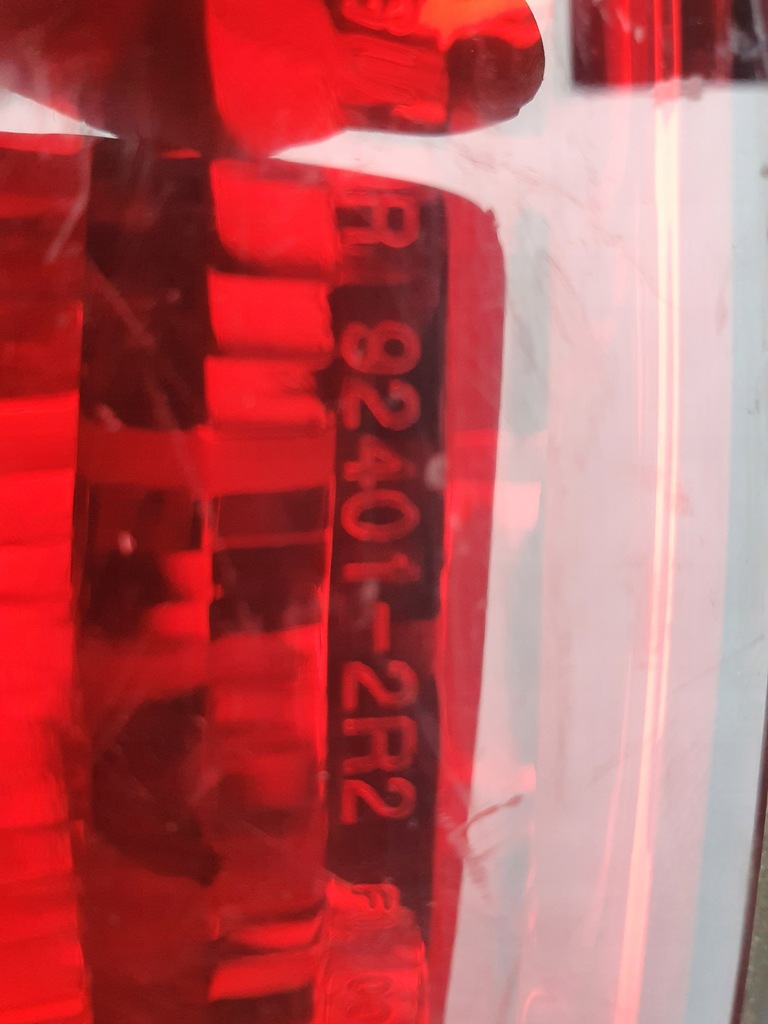 фото №4, Лампы задние противотуманные hyundai i30 kombi rok 07-10