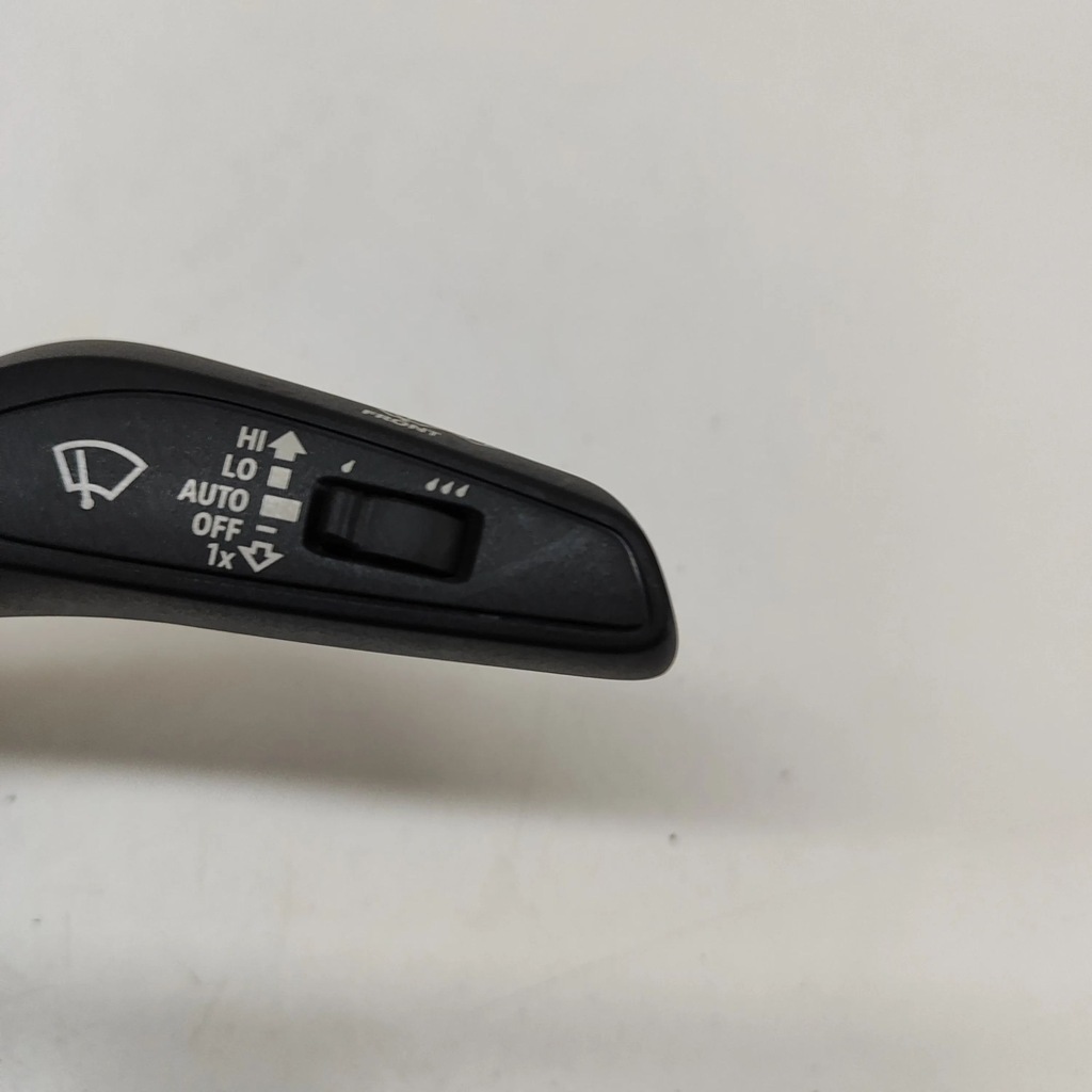 фото №11, Audi a3 8y 2020 рычаг / переключатель поворотники