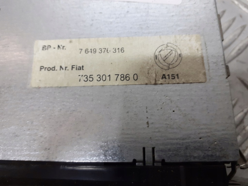 фото №3, Радио заводской cd alfa romeo 147 7353017860