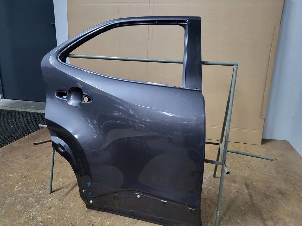 фото №12, Toyota yaris cross дверь задние задняя правое