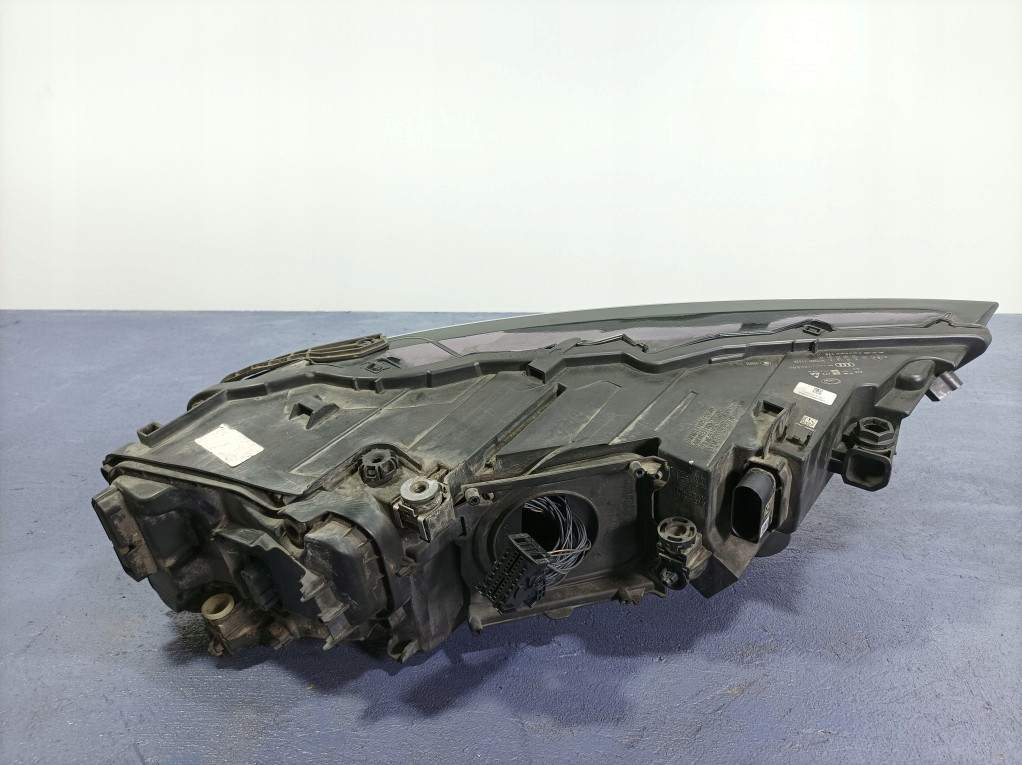 Audi q7 2 4m фара фара левый full led европа  4m0941033 Киев