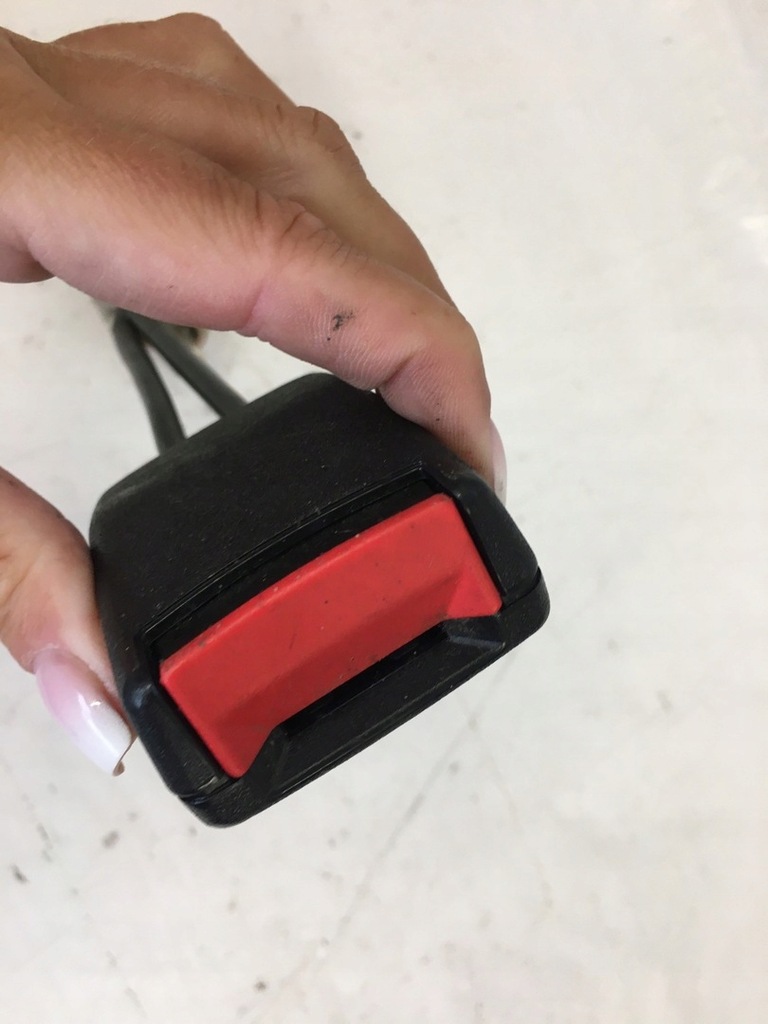 фото №15, Клипса поперечина левый задняя vw new beetle 1c0858675