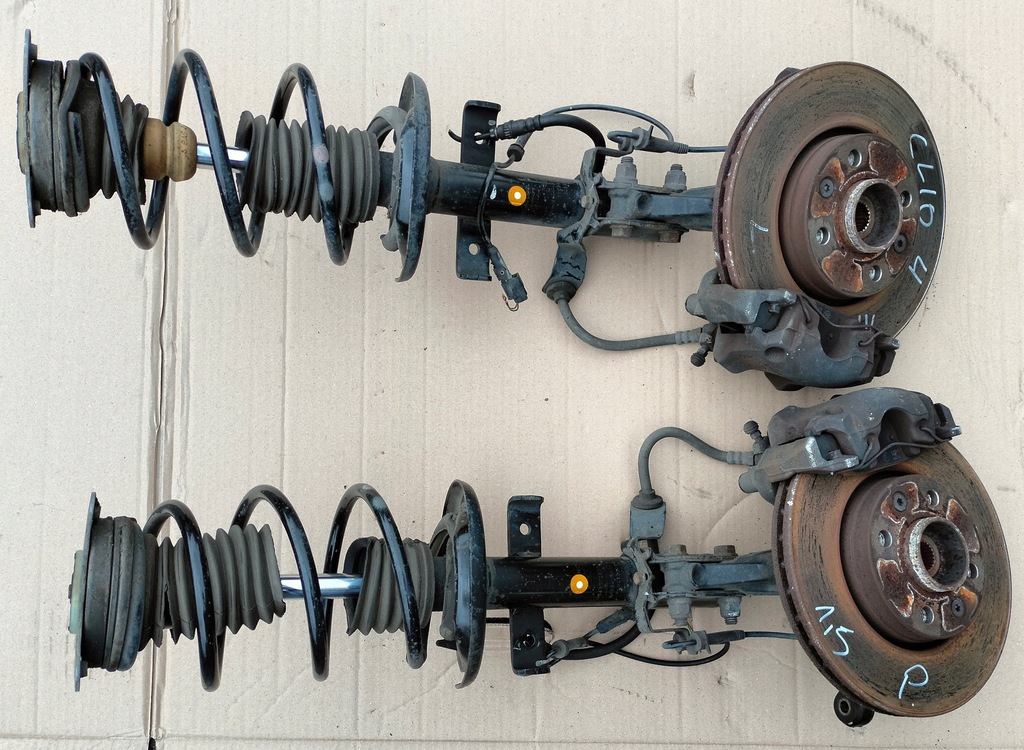 фото №1, Renault clio iv 4 1,5 dci поворотний кулак амортизатор перед