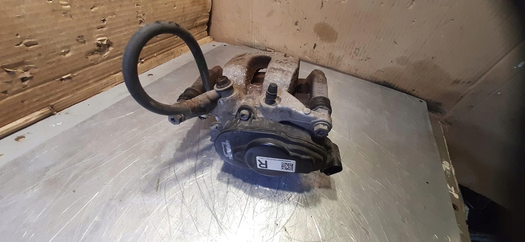 фото №6, Суппорт тормозной правый задняя электрический renault megane v e-tech