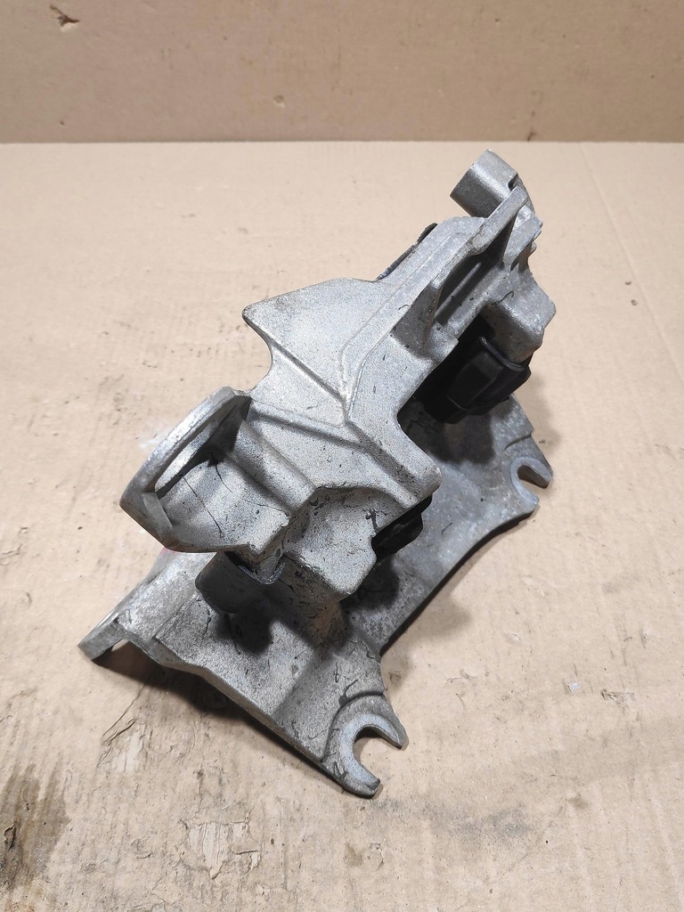фото №7, Кронштейн подушка двигателя кронштейн 1.4tce renault megane iii 112200014r