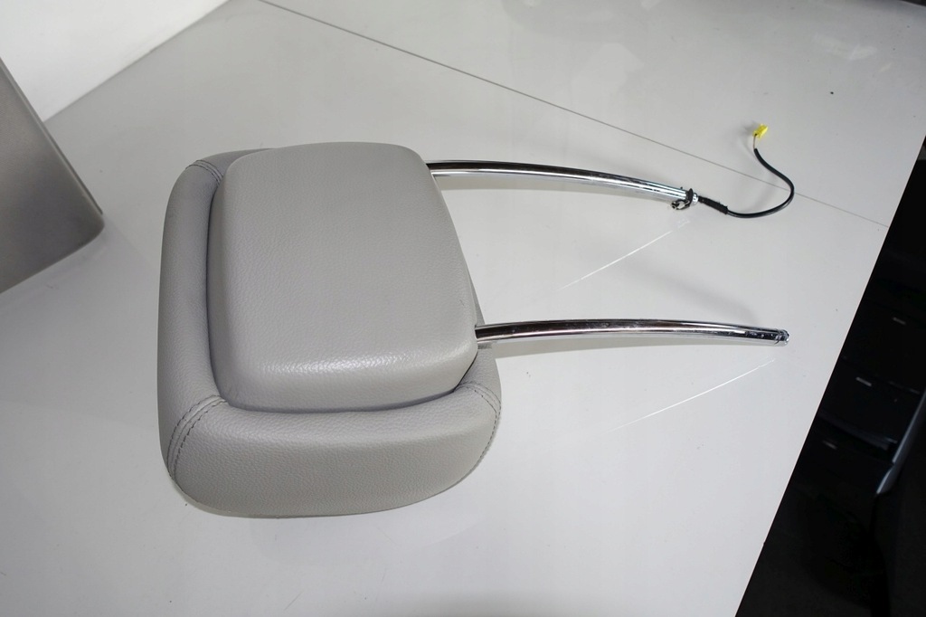 фото №5, Mercedes w164 ml w251 подголовник активный перед передний gl x164