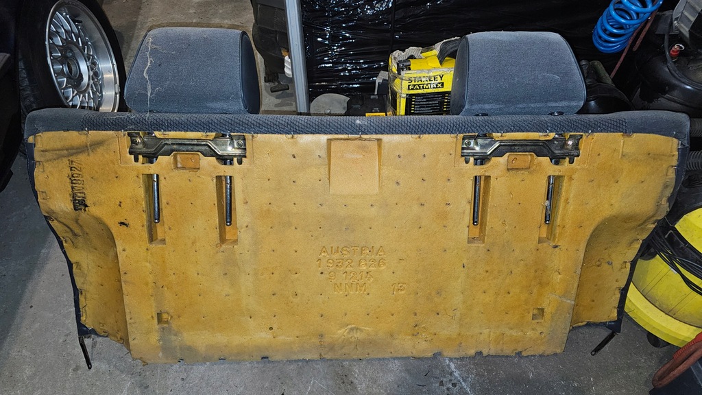 фото №4, Заднее сиденье с подголовниками bmw e30