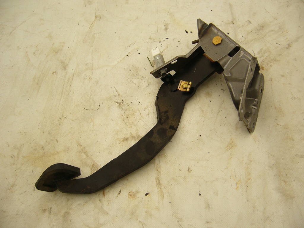 фото №1, Smart forfour 454 датчик стоп педалі гальма