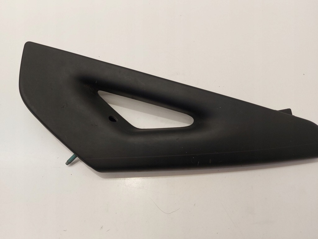 фото №1, Audi a3 s3 8p 2009 правая сторона другое запчасти салона автомобиля