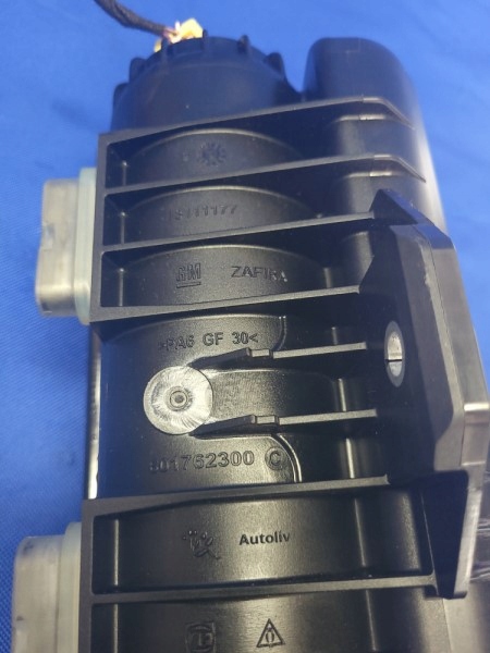 фото №4, Подушка повітряна пасажира opel zafira b