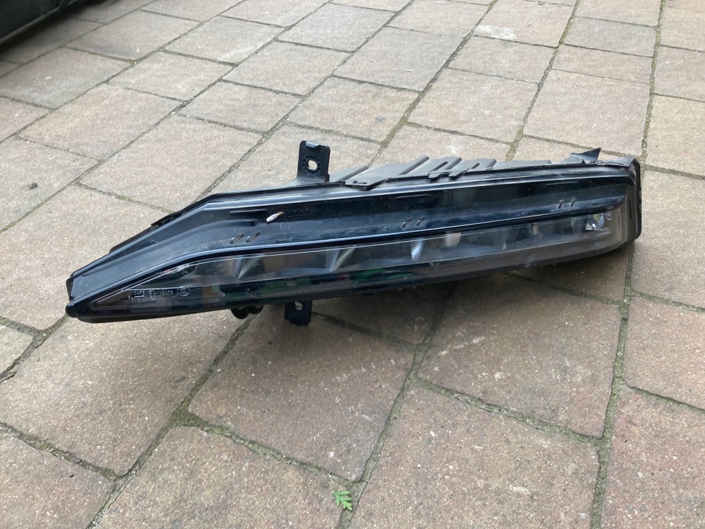 Купить Противотуманная фара led drl skoda superb 3 рестайлинг  3v0941699b левый