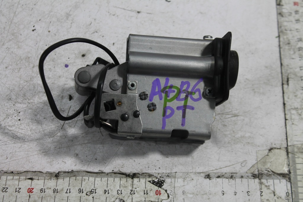 фото №1, Замок защёлка крыша правый audi a4 b7 cabrio 06-08