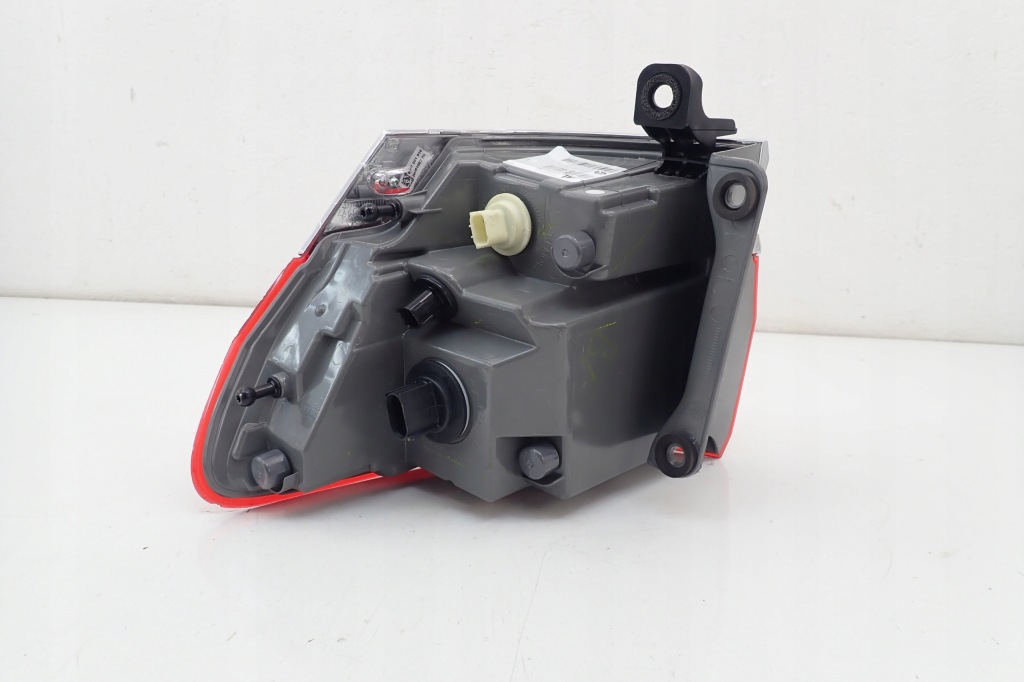 фото №7, Jeep grand cherokee wk2 2014- левая задняя лампа