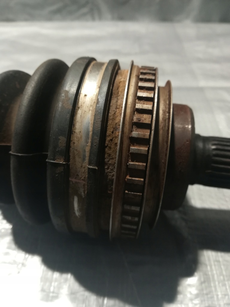 фото №8, Привідний вал права шарнір toyota rav4 ii 2.0d