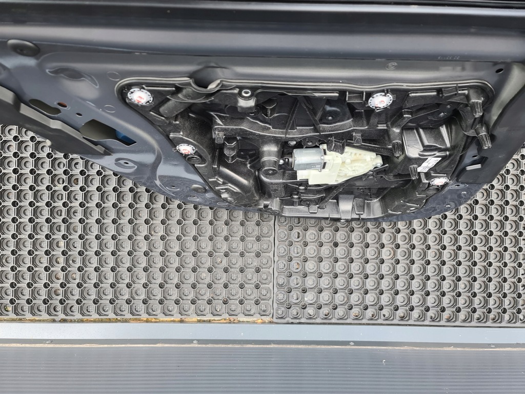 фото №9, Bmw g30 двері лівий перед задня c5e alvitgrau металік