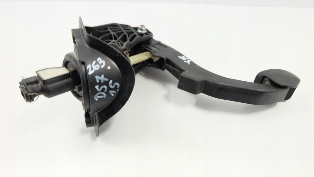 фото №2, Citroen ds7 педаль зчеплення помпа