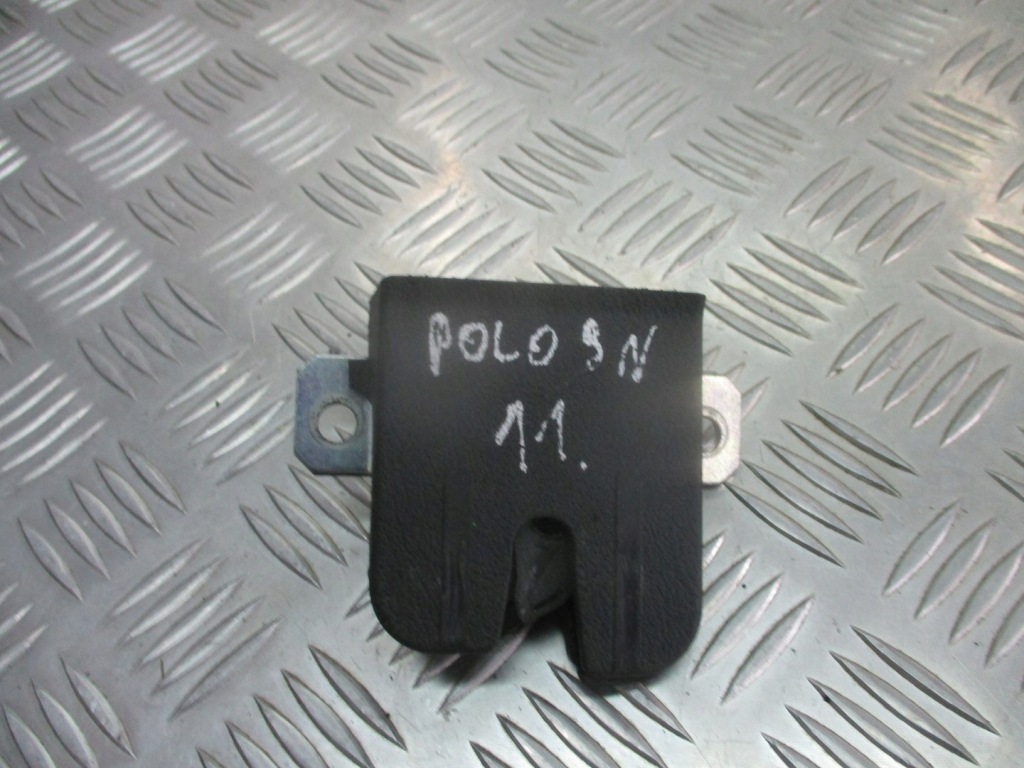фото №1, Замок крышки багажника vw polo iv 9n 1.9 tdi