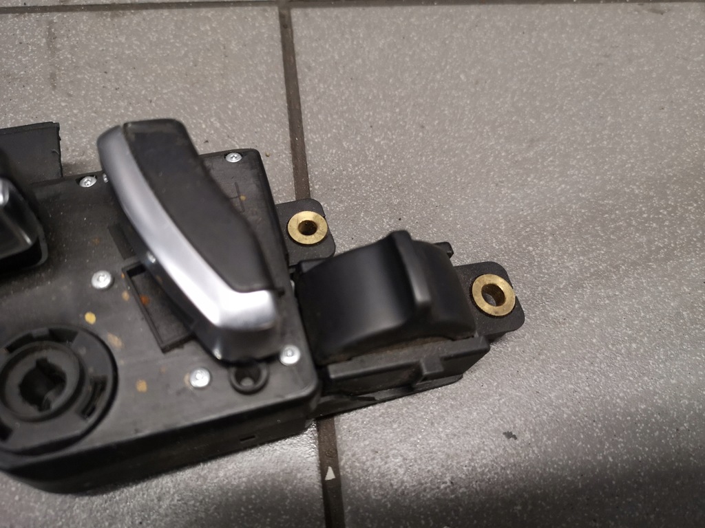 фото №6, Переключатель сиденье правый audi a8 d3 4e0959766h