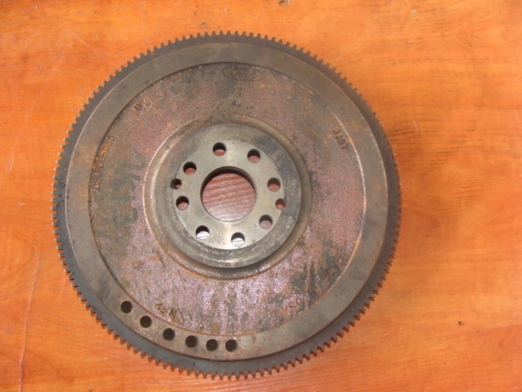 Купить Колесо маховик ford cougar 2.5 v6 99r