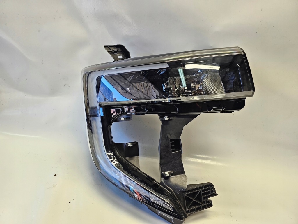 фото №2, Лампа правая full led renault master iv 4 2024 - orginał v 5