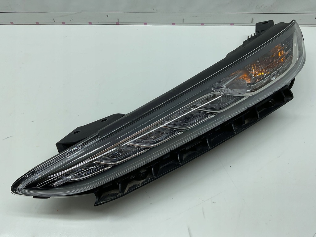 фото №13, Hyundai kona i 2018 сторона левая лампа led do движение dziennej drl 92207j90