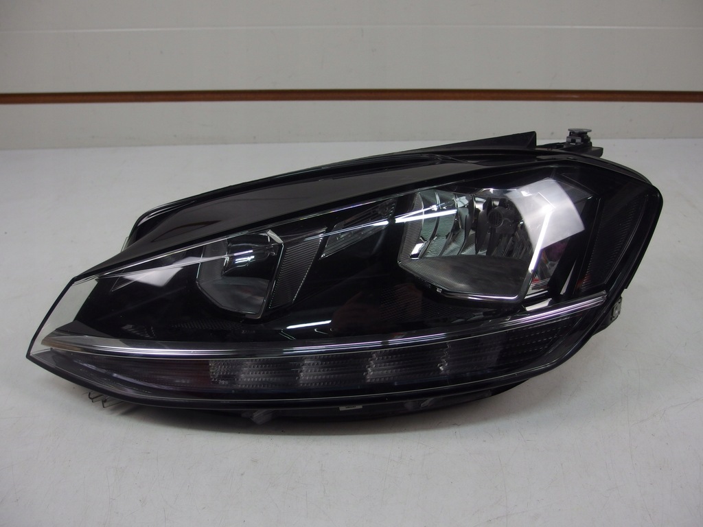 фото №1, Лампа левая передняя vw golf vii 7 lift 5g1