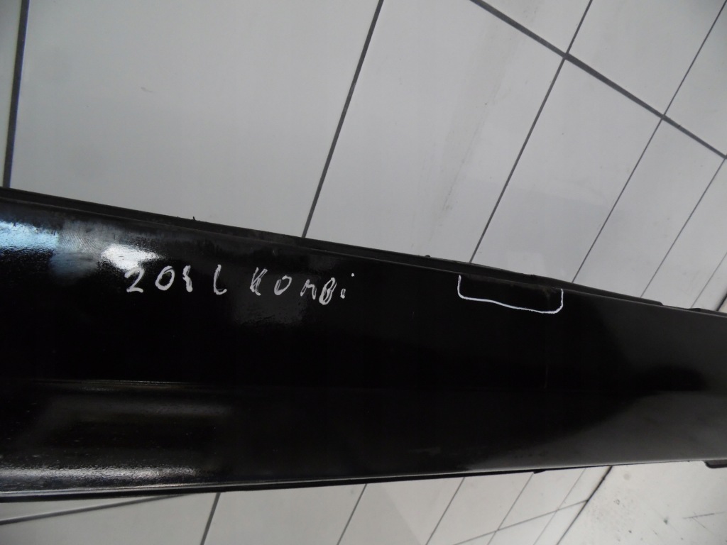 фото №2, Порог накладка пластиковая левая mercedes w204