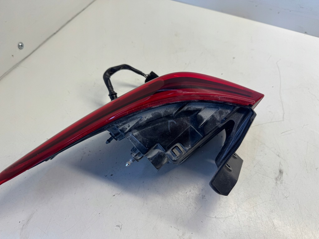 фото №9, Hyundai kona лампа правый задняя 92402j9100