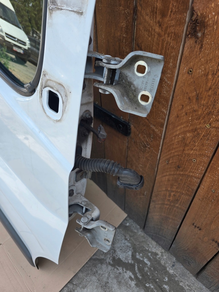 фото №4, Двері правий перед передні opel vivaro a 01-14 rok kompl. білий lift
