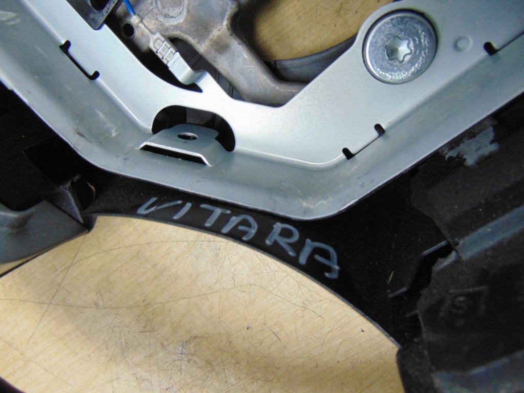 фото №15, Повітропровід звичайна мультифункція suzuki vitara ii