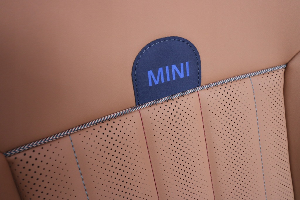 фото №9, Mini u25 countryman салон сидіння заднє сидіння обшивки тунель jcw vescin коричневий