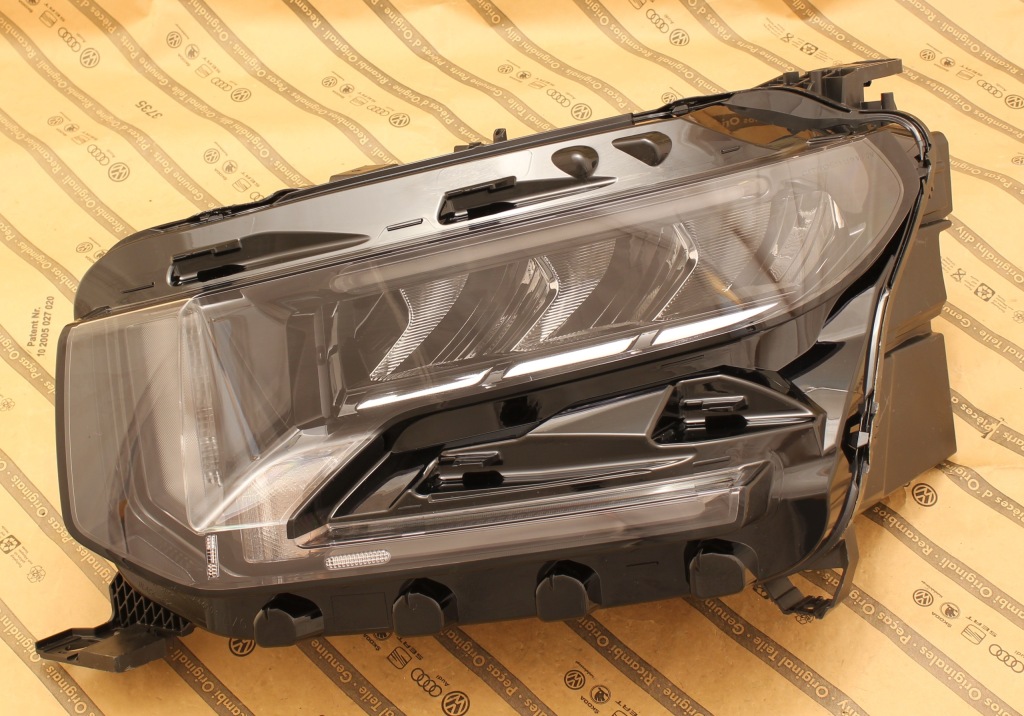 Купити Citroen c3 e-c3 24+ фара перед full led ідеальна 9851349180