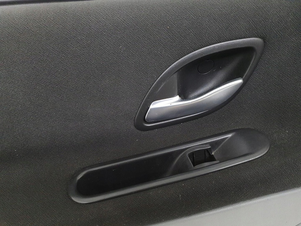 фото №4, Обивка обшивка дверь левый задняя шторка renault espace iv 8200527160