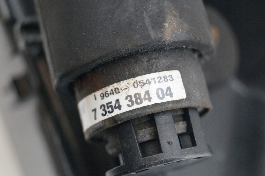 Бак насос adblue bmw 3 g20 g21 універсал 7454339 7454384 745438404 7314006 Ціна